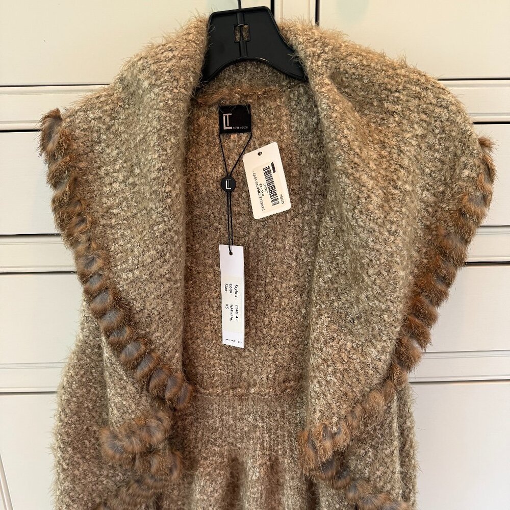 Love Token Genuine Rabbit Fur Trim Vest Shawl Collar – New With Tags – Size  XS